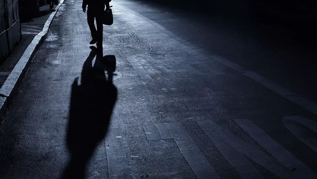 真正走掉的那次，关门声最小